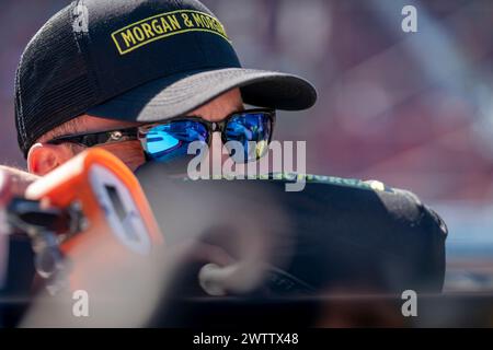 Austin Dillon sale in pista per qualificarsi per gli Shriners Children's 500 ad Avondale, Arizona, USA. Foto Stock