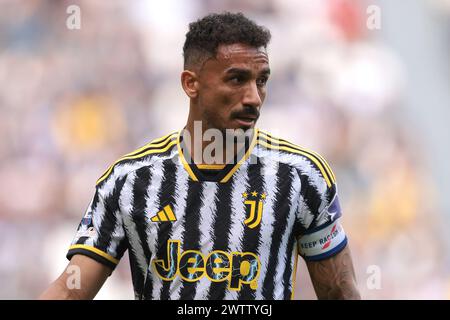 Torino, Italia. 17 marzo 2024. Danilo della Juventus durante la partita di serie A allo stadio Allianz di Torino. Il credito per immagini dovrebbe essere: Jonathan Moscrop/Sportimage Credit: Sportimage Ltd/Alamy Live News Foto Stock