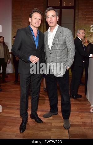 22. HörfilmPreis 2024 EINE MILLION MINUTEN Roman Knitzka, Jan Sosniok 22. Deutscher Hörfilmpreis 2024 in der Hauptstadtrepräsentanz der Deutschen Telekom a Berlino, AM 19.03.2024 *** 22 HörfilmPreis 2024 EINE MILLION MINUTEN Roman Knitzka, Jan Sosniok 22 German audio Film Award 2024 presso l'ufficio di rappresentanza della Deutsche Telekom a Berlino, il 19 03 2024 Photopress Mueller Foto Stock