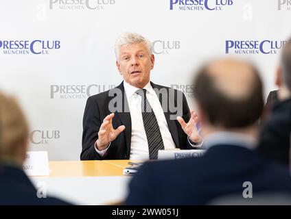 Il sindaco di Monaco Dieter Reiter ( SPD ) nel Pressclub di Monaco, Germania, il 19 marzo 2024. (Foto di Alexander Pohl/Sipa USA) Foto Stock