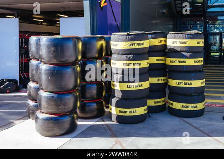 Melbourne, Victoria, Australia. 20 marzo 2024. Atmosfera in pitlane prima del Gran Premio d'Australia 2024 all'Albert Park di Melbourne, Australia (immagine di credito: © Chris Putnam/ZUMA Press Wire) SOLO PER USO EDITORIALE! Non per USO commerciale! Foto Stock