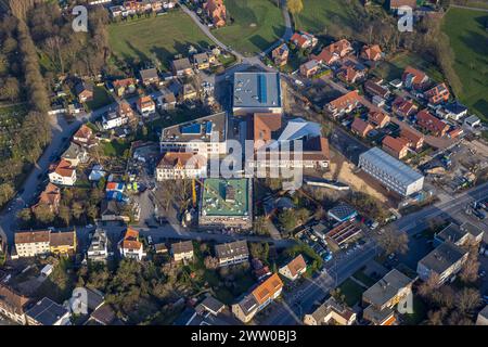 Luftbild, Arnold-Freymuth-Gesamtschule Baustelle mit Neubau, Stadtbezirk Herringen, Hamm, Ruhrgebiet, Nordrhein-Westfalen, Deutschland ACHTUNGxMINDESTHONORARx60xEURO *** veduta aerea, Arnold Freymuth comprensivo cantiere scolastico con nuovo edificio, distretto di Herringen, Hamm, zona della Ruhr, Renania settentrionale-Vestfalia, Germania ATTENTIONxMINDESTHONORARx60xEURO Foto Stock