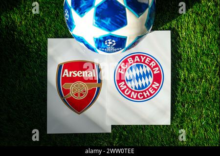 PARIGI, FRANCIA, MARZO. 16. 2024: Arsenal F.C. (ENG) contro Bayern Monaco (GER). Quarti di finale di UEFA Champions League 2024 in Europa. Logo di t Foto Stock