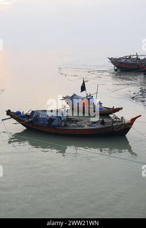 hanra, splendido villaggio di pescatori vicino al porto dei diamanti della piccola città, situato sulle rive del fiume gange nel bengala occidentale, in india Foto Stock