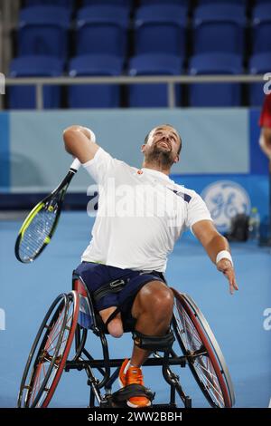 L'olandese Tom Egberink ha vinto la medaglia d'argento nella finale maschile di tennis su sedia a rotelle alle Paralimpiadi di Tokyo 2020, sconfitto da Shingo Kunieda (non in foto). Shingo Kunieda ha vinto contro Tom Egberink 6-1 6-2 Foto Stock