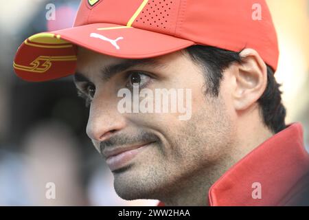 MELBOURNE, AUSTRALIA, 21 marzo 2024. Nella foto: 55 Carlos Sainz Jr. (ESP) Scuderia Ferrari nel paddock al 3° round del Rolex Australian Grand Prix 2024 della FIA Formula 1 dal 22 al 24 marzo presso l'Albert Park Street Circuit di Melbourne, Australia. Crediti: Karl Phillipson/Alamy Live News Foto Stock