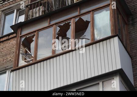 Kiev, Ucraina. 21 marzo 2024. KIEV, UCRAINA - 21 MARZO - dopo un attacco missilistico russo al distretto di Podilskyi di Kiev, capitale dell'Ucraina. Crediti: Ukrinform/Alamy Live News Foto Stock