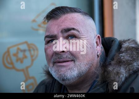 Shane Gadd, residente di Goldthorpe. L'ex città mineraria di Goldthorpe, Barnsley, South Yorkshire, Regno Unito. Foto Stock