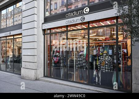 Lione, Francia. 27 gennaio 2024. Citadium illustrazione di cartelli commerciali e negozi a Lione, Francia, il 27 gennaio 2024. Foto di Julien Reynaud/APS-Medias/ABACAPRESS.COM credito: Abaca Press/Alamy Live News Foto Stock