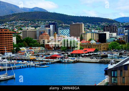 Hobart Tasmania Harbour CBD Australia River Derwent Oceano Indiano Pacifico meridionale Foto Stock