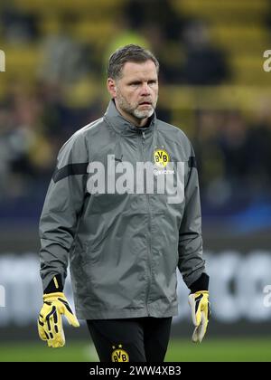 DORTMUND - Borussia Dortmund, portiere allenatore Matthias Kleinstein, durante il turno di UEFA Champions League 16 tra Borussia Dortmund e PSV Eindhoven al Signal Iduna Park il 13 marzo 2024 a Dortmund, Germania. ANP | Hollandse Hoogte | Bart Stoutjesdijk Foto Stock