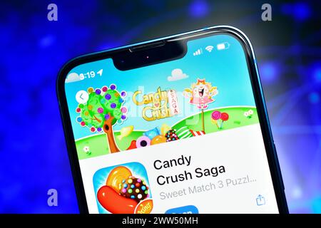 New Delhi, India 20 marzo 2024:- Candy Crush app per iphone, giochi coinvolgenti Foto Stock