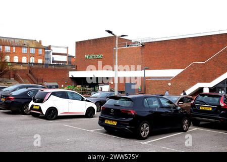 waitrose supermarket branch (esterno), ramsgate town, east kent, regno unito marzo 2024 Foto Stock