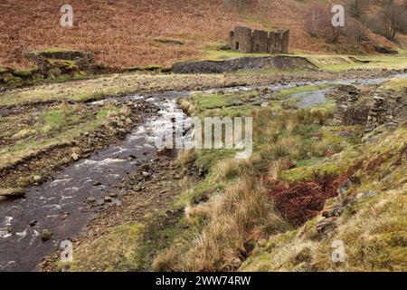 Miniere di piombo abbandonate presso la miniera Sir Francis Mine, Gunnerside, Swaledale, Yorkshire, Regno Unito. Foto Stock