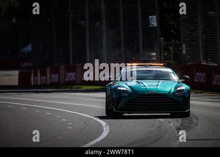 Melbourne, Victoria, Australia. 22 marzo 2024. MELBOURNE, AUSTRALIA - 22 MARZO: La safety car Aston Martin prima che le vetture di Formula 1 arrivassero in pista per la seconda prova al Gran Premio d'Australia 2024 all'Albert Park di Melbourne, Australia (Credit Image: © Chris Putnam/ZUMA Press Wire) SOLO PER USO EDITORIALE! Non per USO commerciale! Foto Stock