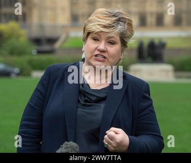 Londra, Regno Unito, 22 marzo 2024. Il procuratore generale ombra Emily Thornberry è stato intervistato a Westminster durante il round mediatico mattutino. Crediti: Thomas Krych/Alamy Live News Foto Stock