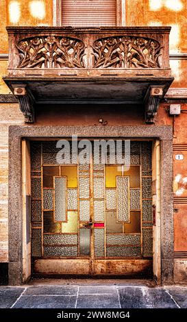 Porta ornata in vetro in stile art deco Foto Stock