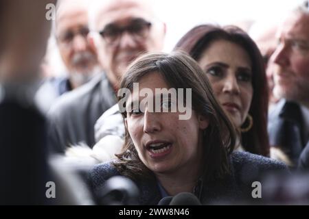 Messina, Italia. 22 marzo 2024. Torre Faro, Messina, Italia, 22 marzo 2024, il capo del Partito Democratico Italiano Elly Schlein visita Messina per incontrare le associazioni locali contro la costruzione del ponte sullo stretto di Messina durante No al progetto di ponte di Salvini Elly Schlein - News Credit: Live Media Publishing Group/Alamy Live News Foto Stock