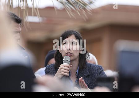 Messina, Italia. 22 marzo 2024. Torre Faro, Messina, Italia, 22 marzo 2024, il capo del Partito Democratico Italiano Elly Schlein visita Messina per incontrare le associazioni locali contro la costruzione del ponte sullo stretto di Messina durante No al progetto di ponte di Salvini Elly Schlein - News Credit: Live Media Publishing Group/Alamy Live News Foto Stock