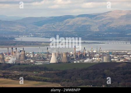 Raffineria di Grangemouth di proprietà di Ineos on the Firth of Forth Foto Stock