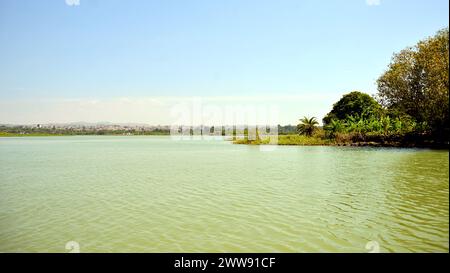Lago Tana, 1830 mt. Sopra il livello del mare, è la sorgente del Nilo Azzurro. Nel lago ci sono molte isole, è ricco di monasteri e chiese. Foto Stock