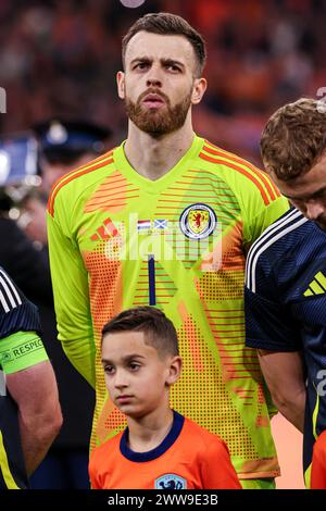 Amsterdam, Paesi Bassi. 22 marzo 2024. AMSTERDAM, PAESI BASSI - 22 MARZO: Il portiere Angus Gunn di Scozia guarda in alto durante l'amichevole internazionale tra Paesi Bassi e Scozia alla Johan Cruijff Arena il 22 marzo 2024 ad Amsterdam, Paesi Bassi. (Foto di Peter Lous/Orange Pictures) credito: Orange Pics BV/Alamy Live News Foto Stock