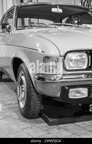 Sparkford.Somerset.Regno Unito.7 gennaio 2024.un Austin Allegro SDL del 1973 è in mostra all'Haynes Motor Museum di Somerset Foto Stock