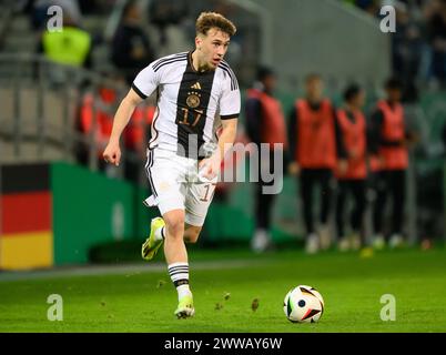 Chemnitz, Germania. 22 marzo 2024. Calcio, U21 uomini: Qualificazione al Campionato europeo, Germania - Kosovo, 1° turno, gruppo D, giorno 8, stadio - An der Gellertstraße. Il tedesco Brajan Gruda gioca la palla. Crediti: Robert Michael/dpa/Alamy Live News Foto Stock