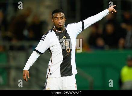 Chemnitz, Germania. 22 marzo 2024. Calcio, U21 uomini: Qualificazioni al Campionato europeo, Germania - Kosovo, 1° turno, gruppo D, giorno 8, stadio - An der Gellertstraße. I gesticolati tedeschi di Youssoufa Moukoko. Crediti: Robert Michael/dpa/Alamy Live News Foto Stock