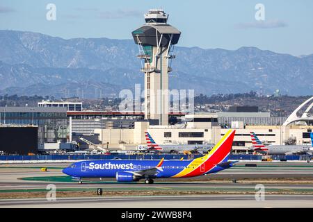 Los Angeles, Stati Uniti - 3 novembre 2022: Aereo Boeing 737-8 MAX di Southwest Airlines all'aeroporto internazionale di Los Angeles (LAX) negli Stati Uniti Foto Stock