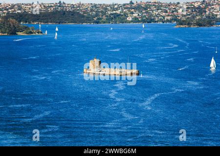 Fort Denison nel porto di Sydney, Australia. Piccola isola e parco nazionale, ex sito penale e struttura difensiva patrimonio dell'umanità. Foto Stock