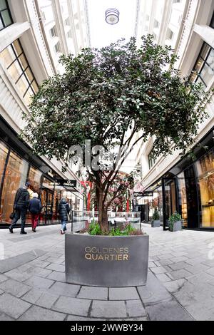 Goldenes Quartier nel centro di Vienna, Vienna, Austria Foto Stock