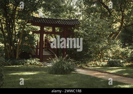 Paesaggio nel Giardino Giapponese nel Parco Carl Duisberg sul sito industriale Chempark Leverkusen Foto Stock