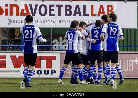 HEEMSKERK - 23-03-2024, Sportpark de Vlotter. Betnation Divisie. Dutch Tweede divisie, stagione 2023-2024. Durante la partita ADO 20 - Excelsior Maassluis. Il giocatore del ADOÕ20 Joey van Esveld festeggia dopo aver segnato 1-0 Foto Stock