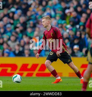 Aviva Stadium, Dublino, Irlanda. 23 marzo 2024. Amichevole internazionale di calcio, Repubblica d'Irlanda contro Belgio; Arthur Vermeeren del Belgio sul pallone credito: Action Plus Sports/Alamy Live News Foto Stock