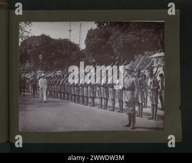 Il reggimento nigeriano della West African Frontier Force, un'unità militare coloniale britannica operante in Nigeria, coinvolta nella difesa e nella sicurezza regionale. Foto Stock