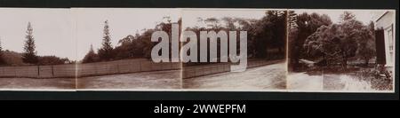 Fotografia panoramica che mostra la facciata anteriore di una casa su Sant'Elena con vista da est a ovest verso il mare, datata 1931-1959. Foto Stock