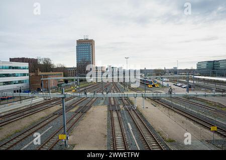 Binari ferroviari vicino alla stazione centrale di Utrecht, Paesi Bassi. Foto Stock