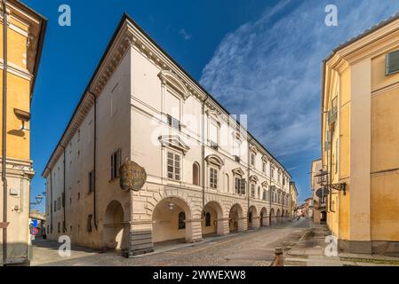 Savigliano, Cuneo, Italia - 21 marzo 2024: Palazzo Taffini d'Acceglio in St Andrew Street Foto Stock