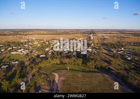 Aerea di Wallumbilla, una città rurale e località nella regione di Maranoa, Queensland, Australia Foto Stock