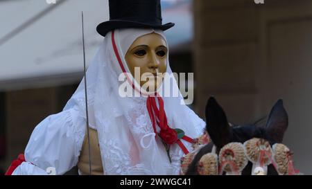 Su componidori leader della tradizionale corsa di cavalli Sartiglia nella città di Oristano Foto Stock