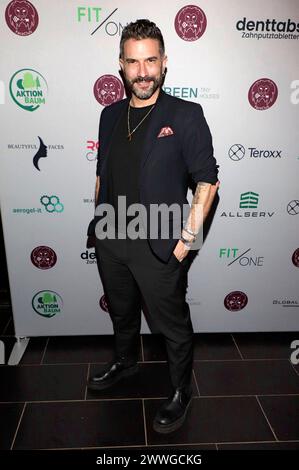 Marc Terenzi bei der Doppelfeier 5 Jahre Faceclub und Geburtstag von Sören Bauer in der Kasematte 20. Amburgo, 23.03.2024 *** Marc Terenzi alla doppia celebrazione 5 anni Faceclub e compleanno di Sören Bauer nella Kasematte 20 Amburgo, 23 03 2024 foto:xgbrcix/xFuturexImagex bauer 4326 Foto Stock