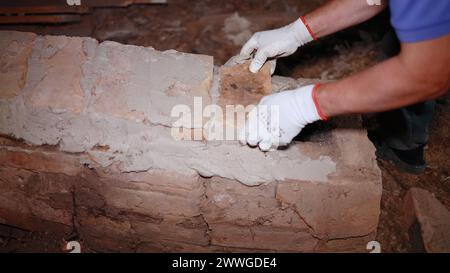 Ricostruzione del tubo del forno rustico. Foto Stock