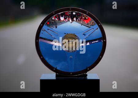 Melbourne, Australie. 24 marzo 2024. Australian GP Trophy durante il Gran Premio d'Australia di Formula 1 Rolex 2024, 3° round del Campionato del mondo di Formula 1 2024 dal 22 al 24 marzo 2024 sull'Albert Park Circuit di Melbourne, Australia - Photo Eric Alonso/DPPI Credit: DPPI Media/Alamy Live News Foto Stock