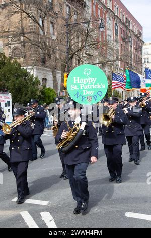 49esima parata annuale del giorno di San Patrizio nel 2024 a Park Slope Brooklyn, New York. Foto Stock