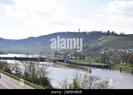 Chiusa sulla Mosella Grevenmacher (L) / Wellen (D) Foto Stock