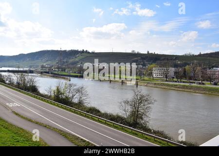 Chiusa sulla Mosella Grevenmacher (L) / Wellen (D) Foto Stock