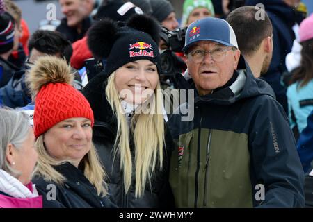 Saalbach, Austria. 24 marzo 2024. LINDSEY VONN partecipa alle finali della Coppa del mondo FIS. (Credit Image: © Christopher Levy/ZUMA Press Wire) SOLO PER USO EDITORIALE! Non per USO commerciale! Crediti: ZUMA Press, Inc./Alamy Live News Foto Stock