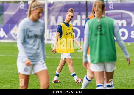 Firenze, Italia. 24 marzo 2024. Firenze, Italia, 24 marzo 2024: Lina Magull (23 Inter) durante la partita di serie A femminile tra Fiorentina e Inter al Parco Viola di Firenze. (Sara Esposito/SPP) credito: SPP Sport Press Photo. /Alamy Live News Foto Stock