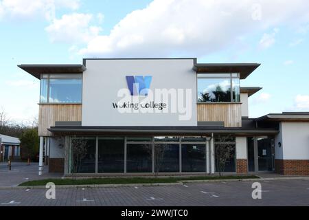 Woking College, Woking Surrey, Regno Unito, sesto college a Rydens Way Foto Stock